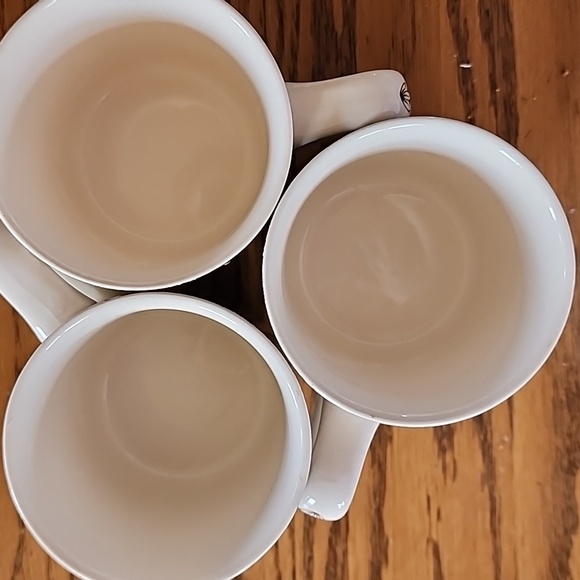 (3) Friendly Village Covered Bridge Set Of 3 Mugs (EUC) Johnson Bros. England - Picture 5 of 5